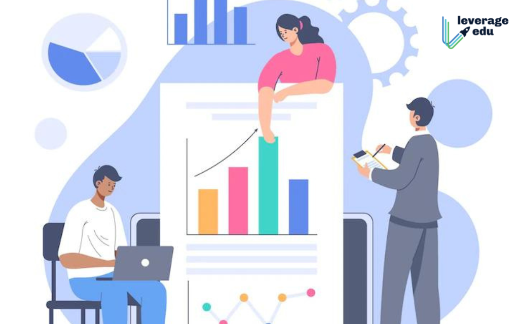 Personas analizando datos.